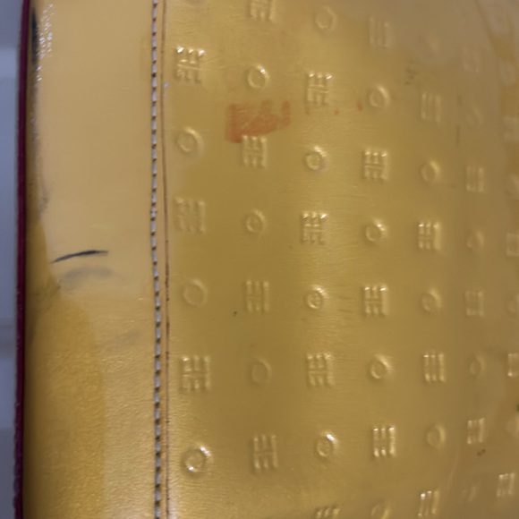 Arcadia Gold Purse - Picture 5 of 9